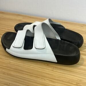 ECCO Cozmo 7,7.5, 38 EUR‎ Women's White Adjustable Velcro Strap Sandals